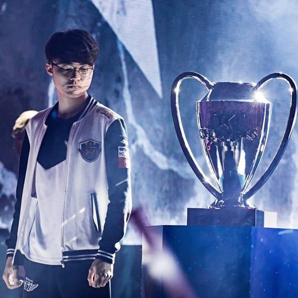 刚被曝光就出事？Jackeylove绯闻女友陷争议