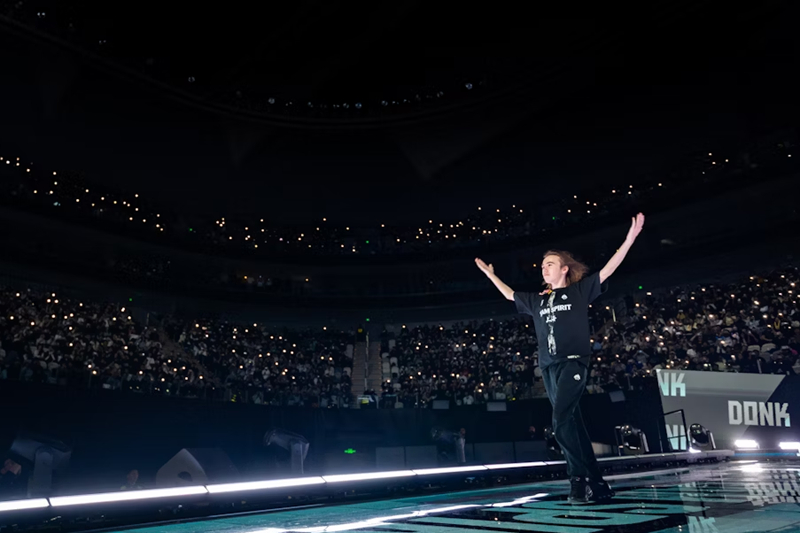 Uzi ：比赛不可能一把不赢 拼了命也要赢一把 那把很有可能是K神队