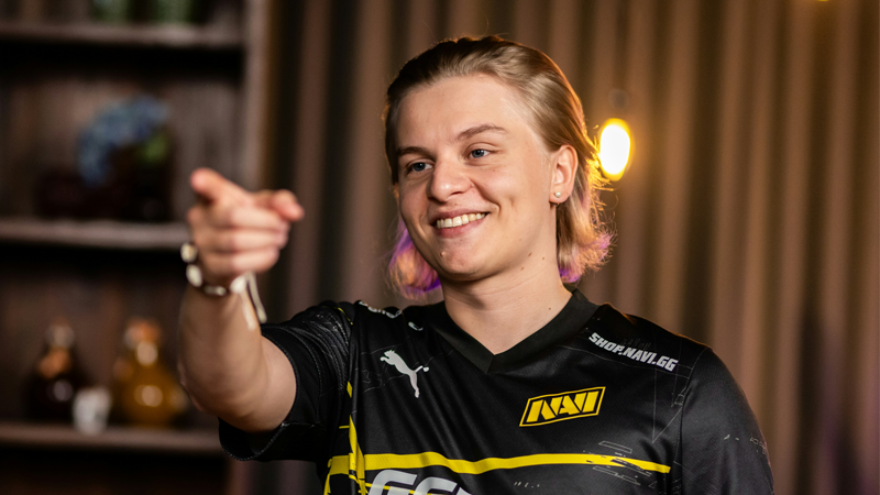 好好好~三年前的今天EDG战胜DK获得2021全球总决赛冠军