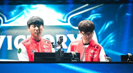 明天的首发阵容： Flandre 和 LGD Gaming 上单 Sasi 进行 Solo 并返回 ARAM Solo
