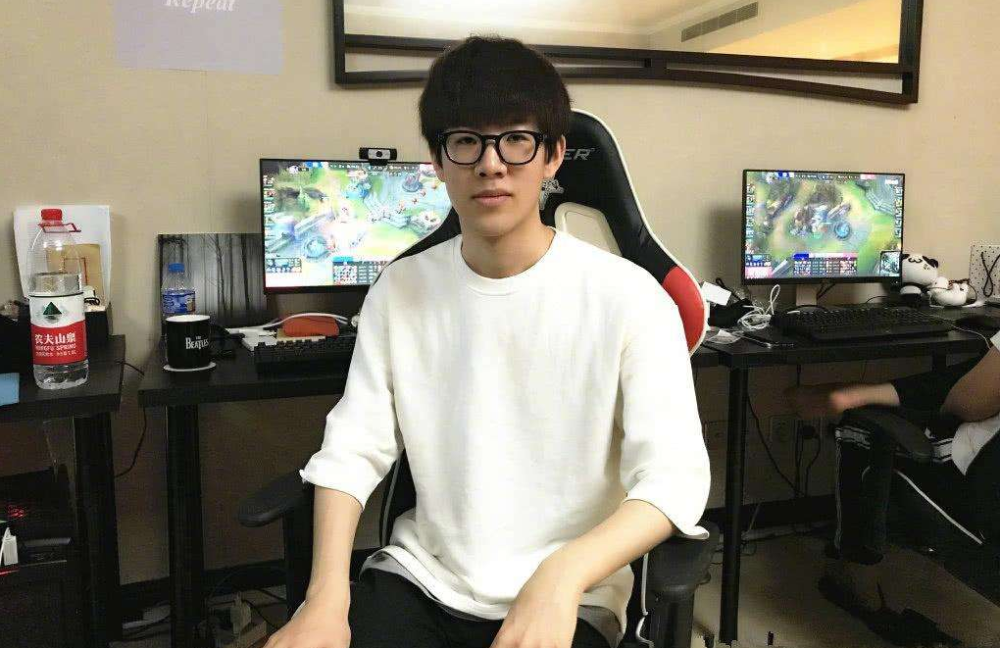 决策稳住